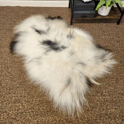 Icelandic Sheepskin Rugs | Luxury Natural Sheepskins