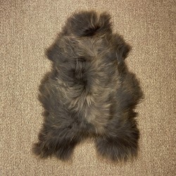 Tapis en peau de mouton islandais marron, Peau de mouton islandaise naturelle marron