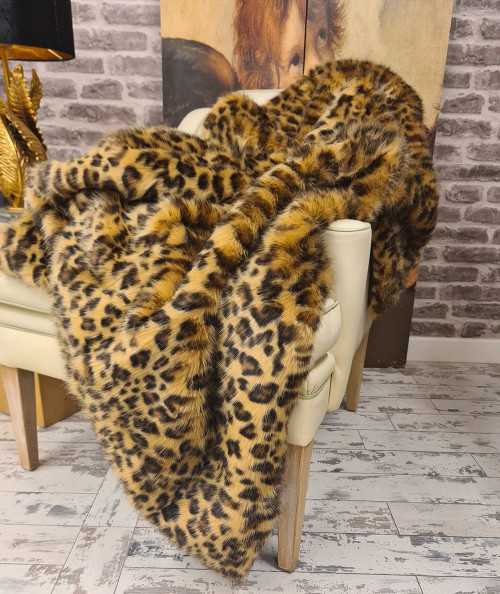 Leopard print blankets