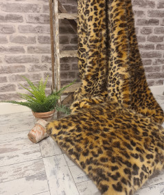 Leopard print bedspreads