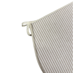 Coussins de siège rayés blancs en forme de D | Coussin de siège rayé extra épais en forme de D