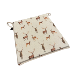 Stags & Deer konisch zulaufende Sitzpolster | Rutschfeste Sitzpolster mit Tiermuster
