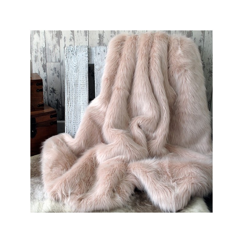 CLEARANCE! Candyfloss Faux Fur Throw | Baby Pink Long-Haired Fur Throw