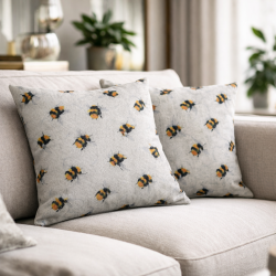 Coussins pour canapé à petits motifs d'abeilles | Coussins imprimés abeilles | Coussins bourdons
