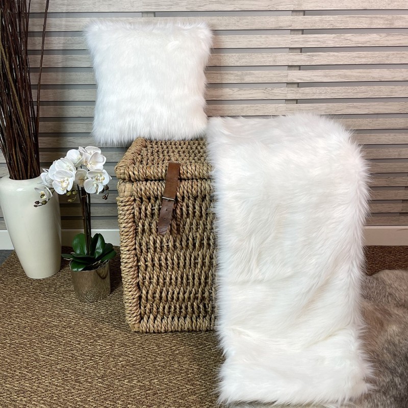 UITVERKOOP! Deluxe Polar Faux Fur Bed Runner | Witte Bont Bed Runner