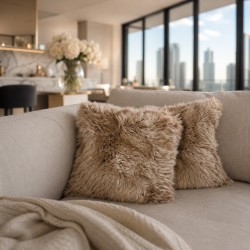 Paire de coussins décoratifs en véritable peau de mouton taupe, 50 cm