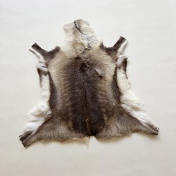 Large Natural Reindeer Hide Rug | Natural Nordic Reindeer Skin