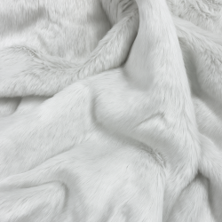 Tissu en fausse fourrure de renard argenté