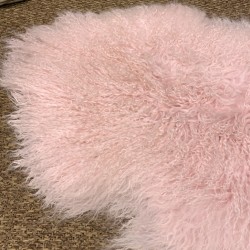 Ivory White Icelandic Sheepskin Rug | Natural Sheepskin Rugs